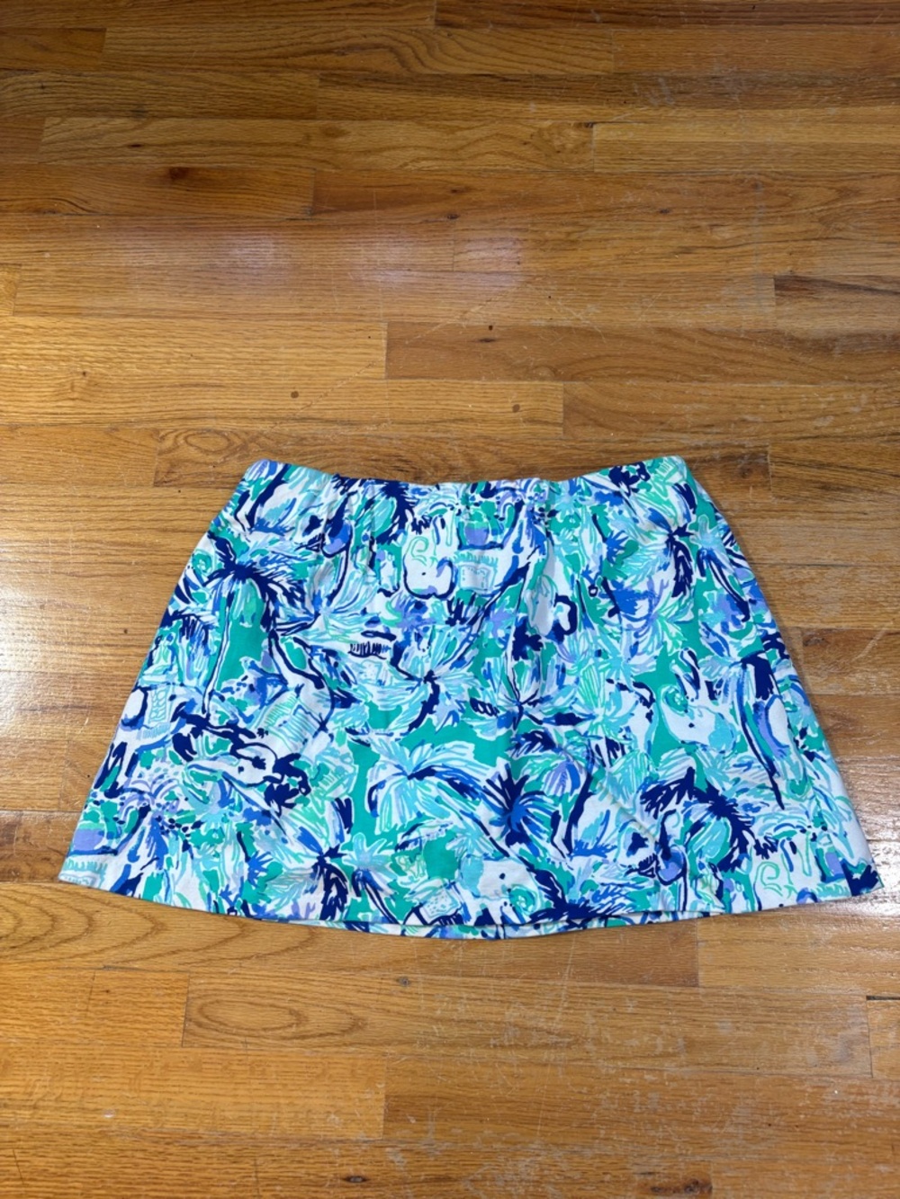 Lilly Pulitzer Blue, Teal & White Floral Print Skort - Picture 2 of 3